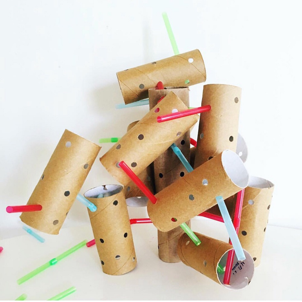 A STEM construction using toilet paper rolls and straws