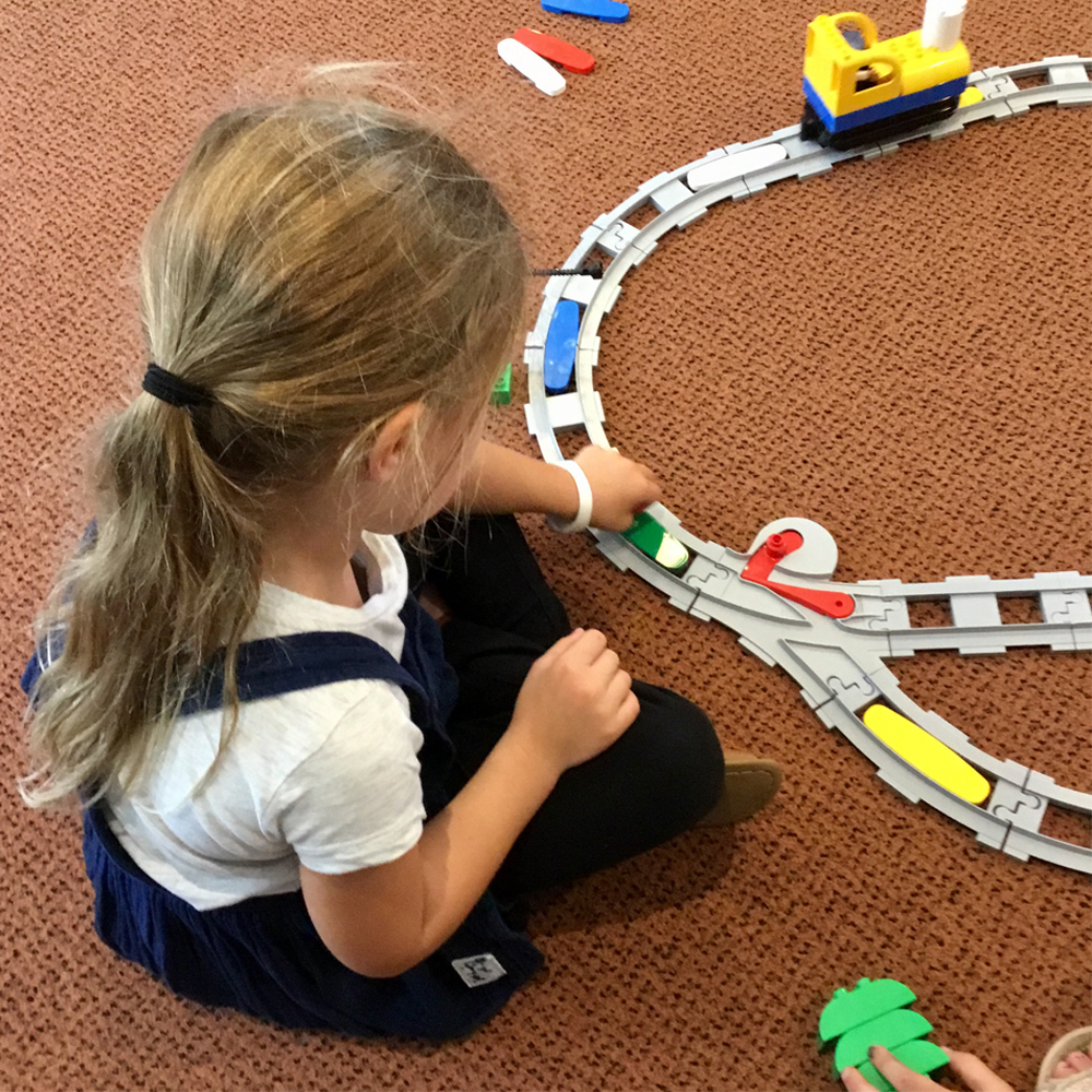 Lego coding online train